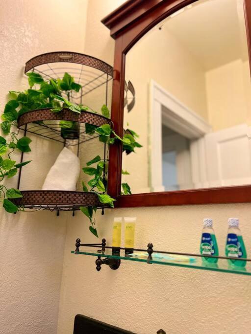 Cozy 1-Bedroom Rental In Miami Kültér fotó