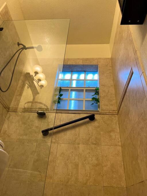 Cozy 1-Bedroom Rental In Miami Kültér fotó